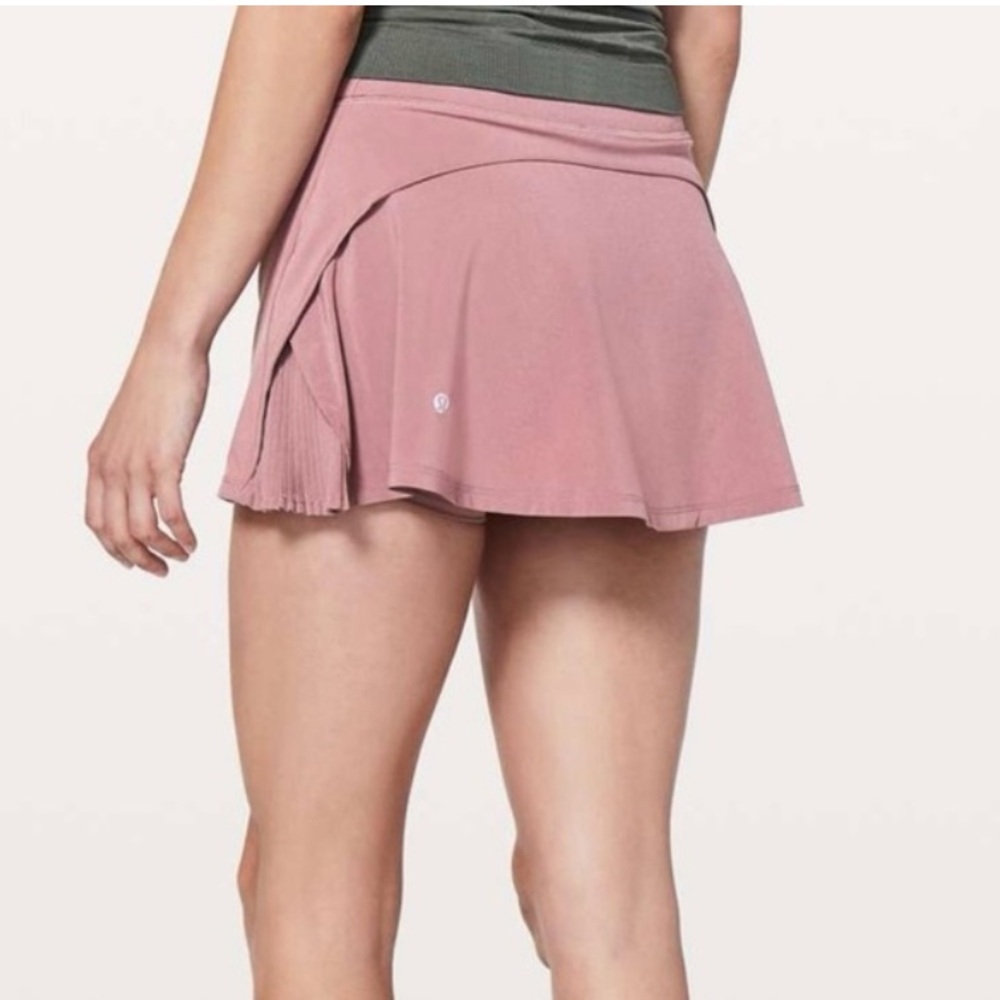 Lululemon Play Off The Pleats Skirt Mauve Pink Size 12